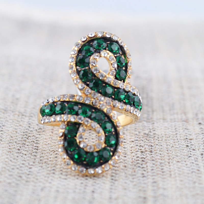 Fashion Jewelry Eightshaped Crystal Decoration Ring (ssjz0186) on Luulla