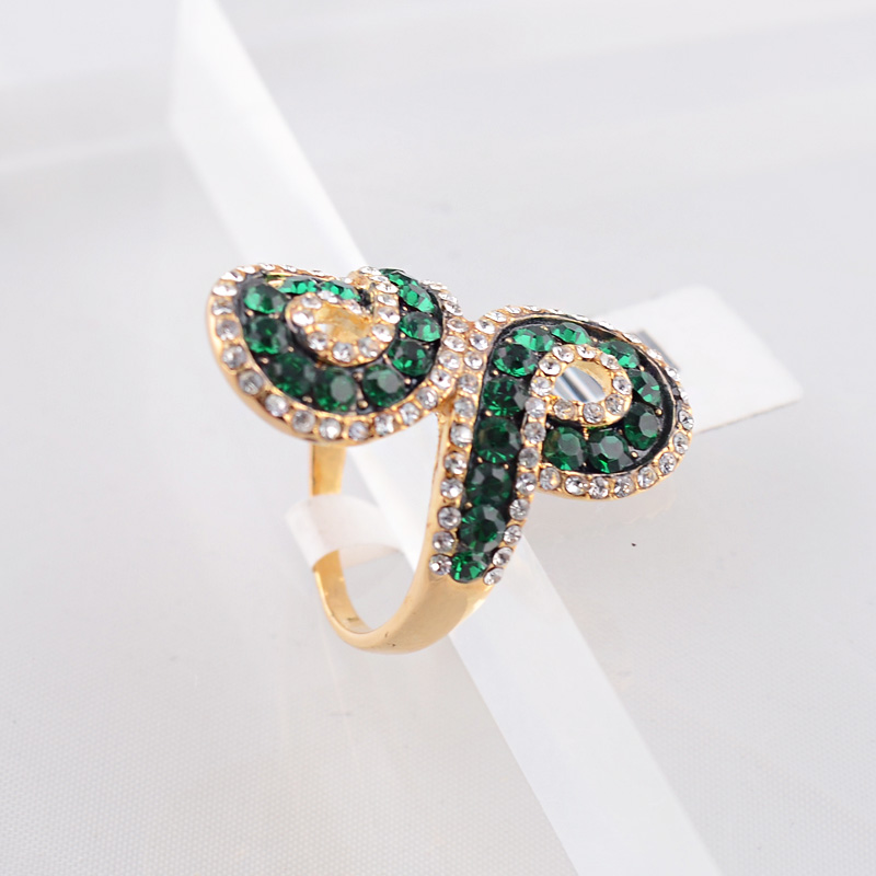 Fashion Jewelry Eightshaped Crystal Decoration Ring (ssjz0186) on Luulla